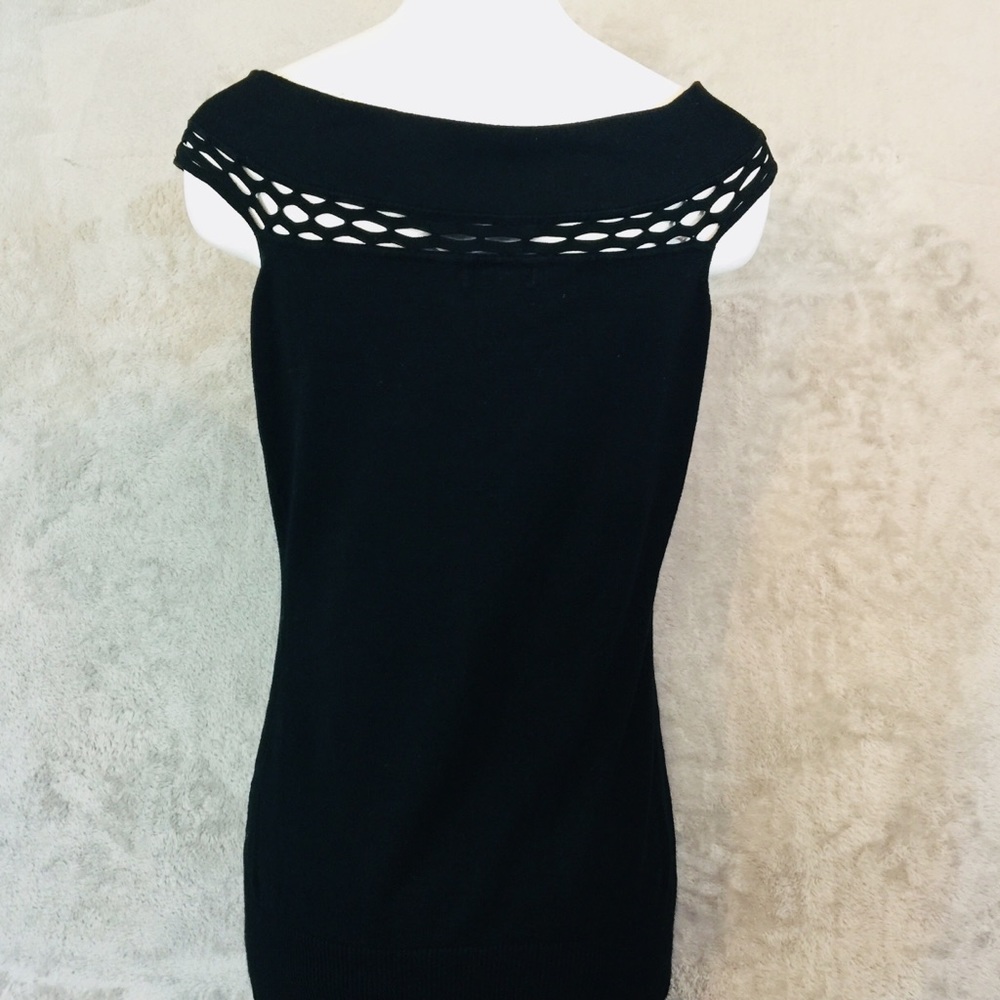 Exquisite Cache Cut Out Off Shoulder Top